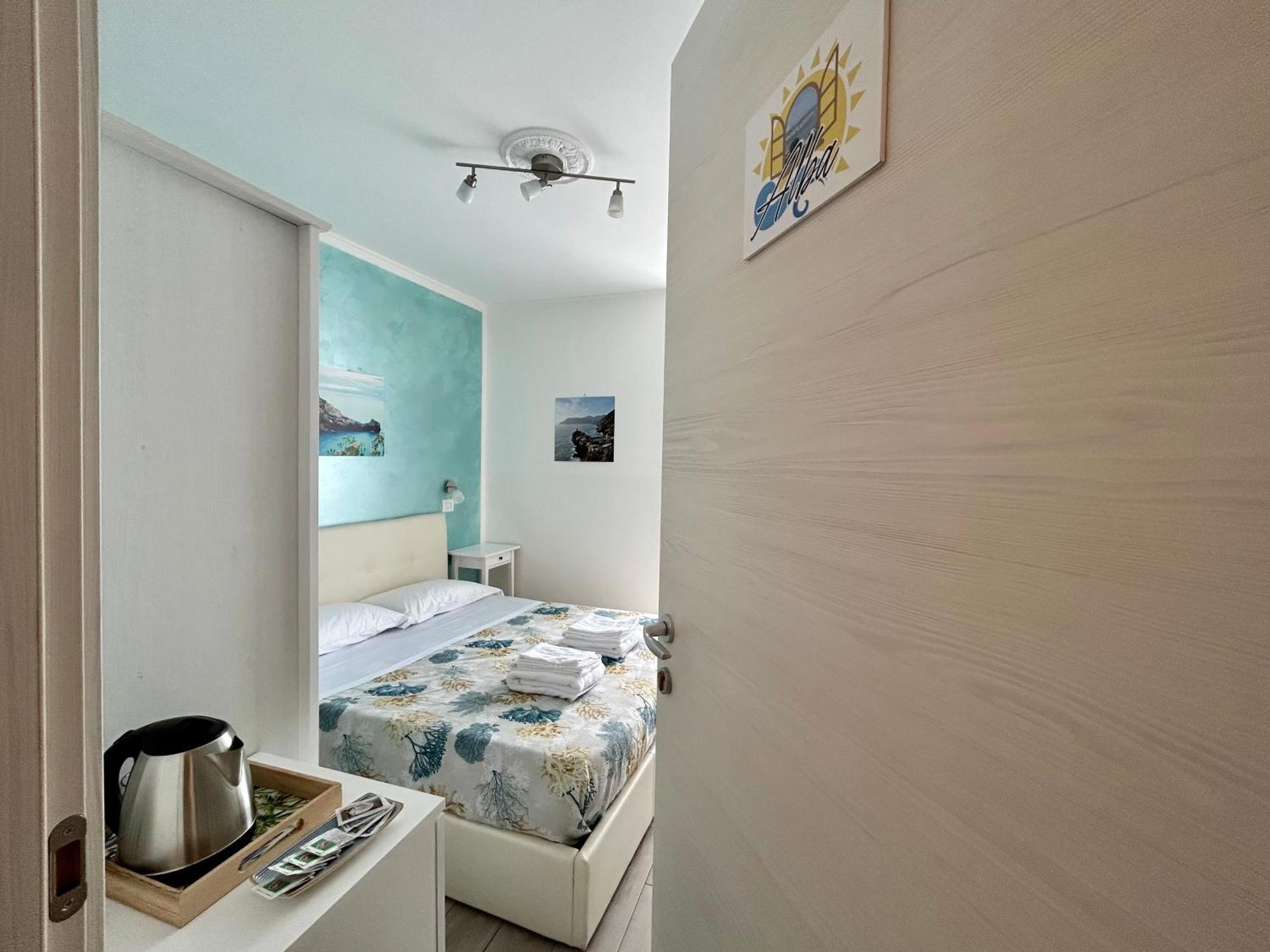 Fezzano / Portovenere Stilish Double Rooms With Sea View, Balcony Or Small Courtyard Fezzano (Liguria) Exterior foto