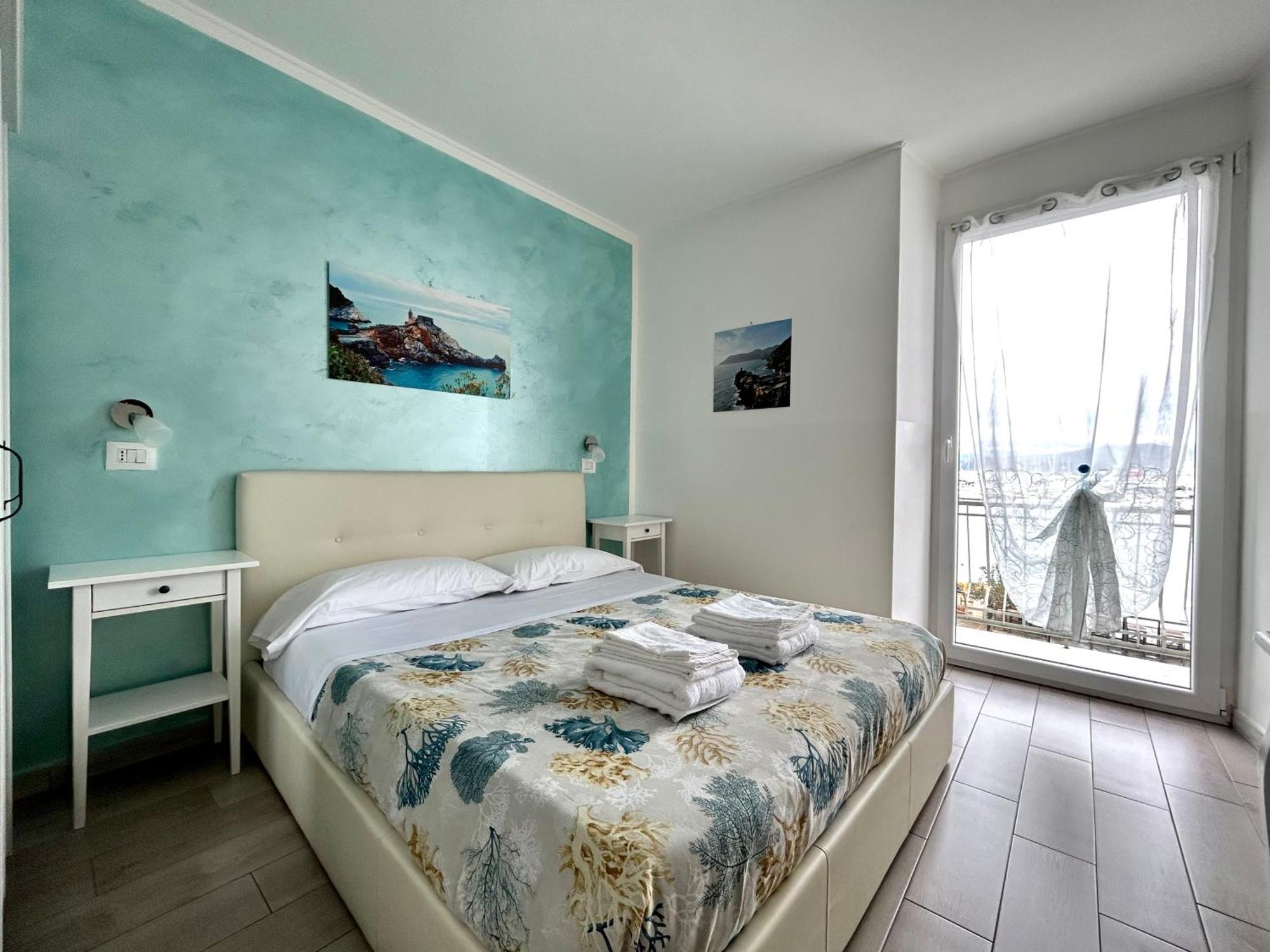 Fezzano / Portovenere Stilish Double Rooms With Sea View, Balcony Or Small Courtyard Fezzano (Liguria) Exterior foto