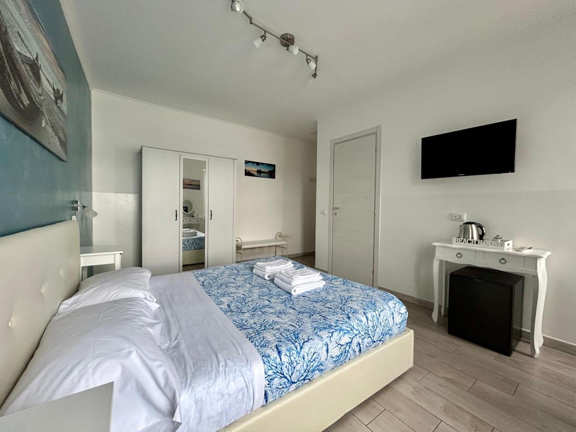 Fezzano / Portovenere Stilish Double Rooms With Sea View, Balcony Or Small Courtyard Fezzano (Liguria) Exterior foto